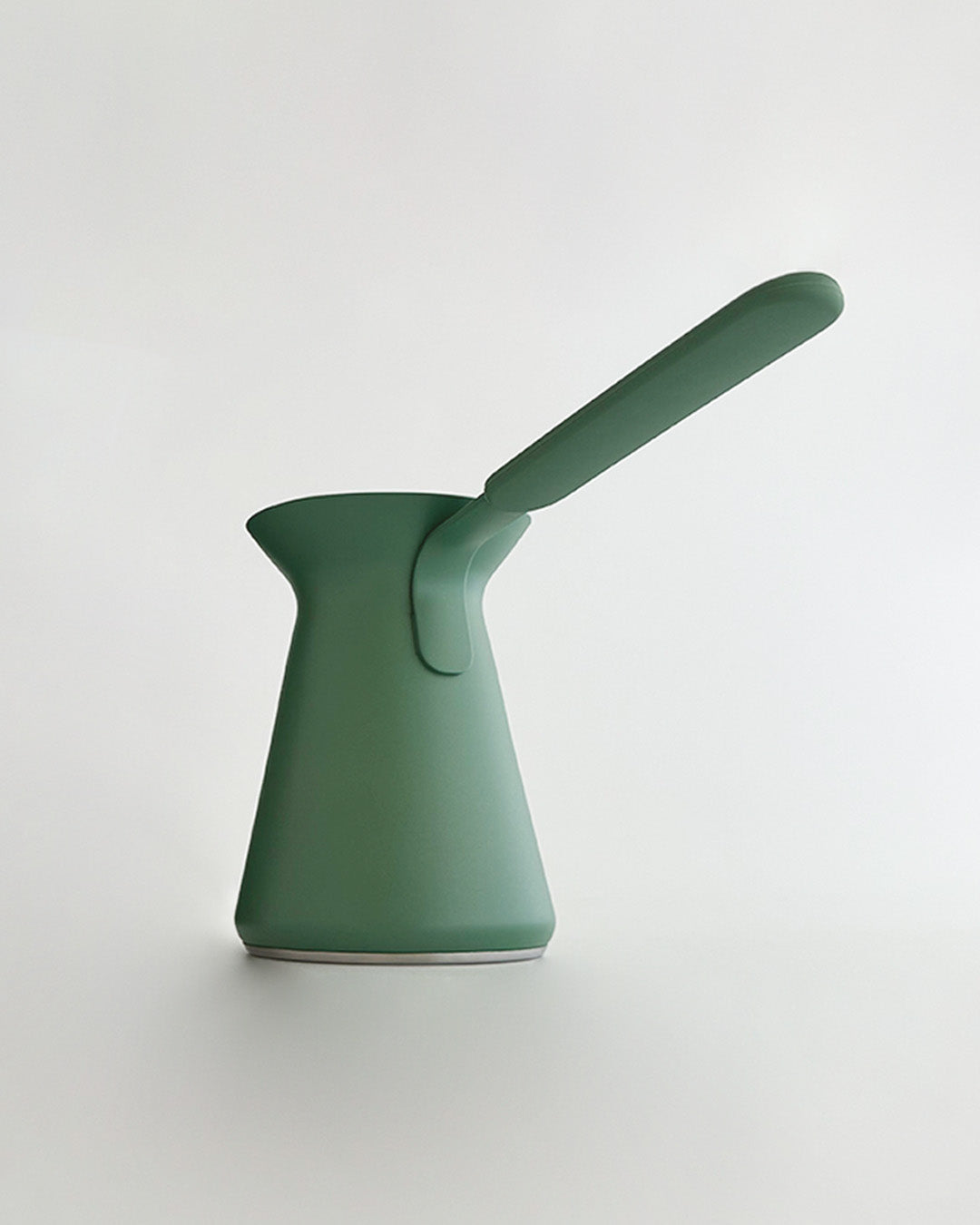 OTTO: Modern Turkish coffee pot with engraving