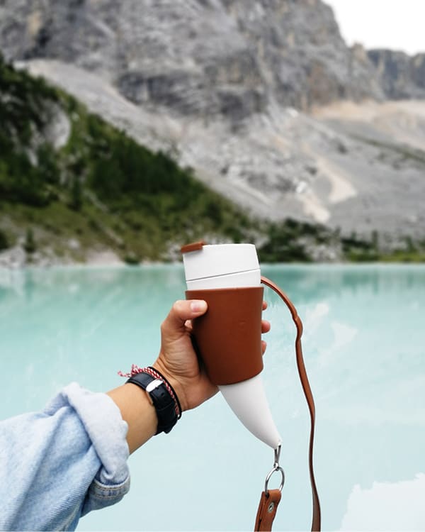 Coffee mug on the go with straps by GOAT STORY